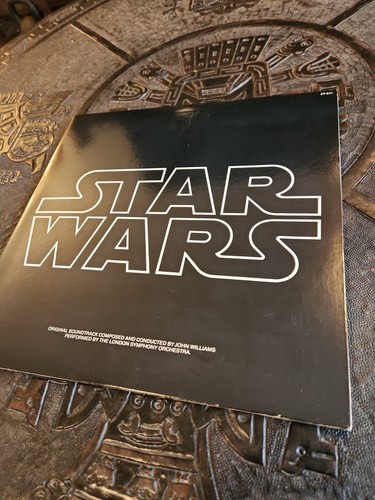 Vintage 1977 star wars - star,